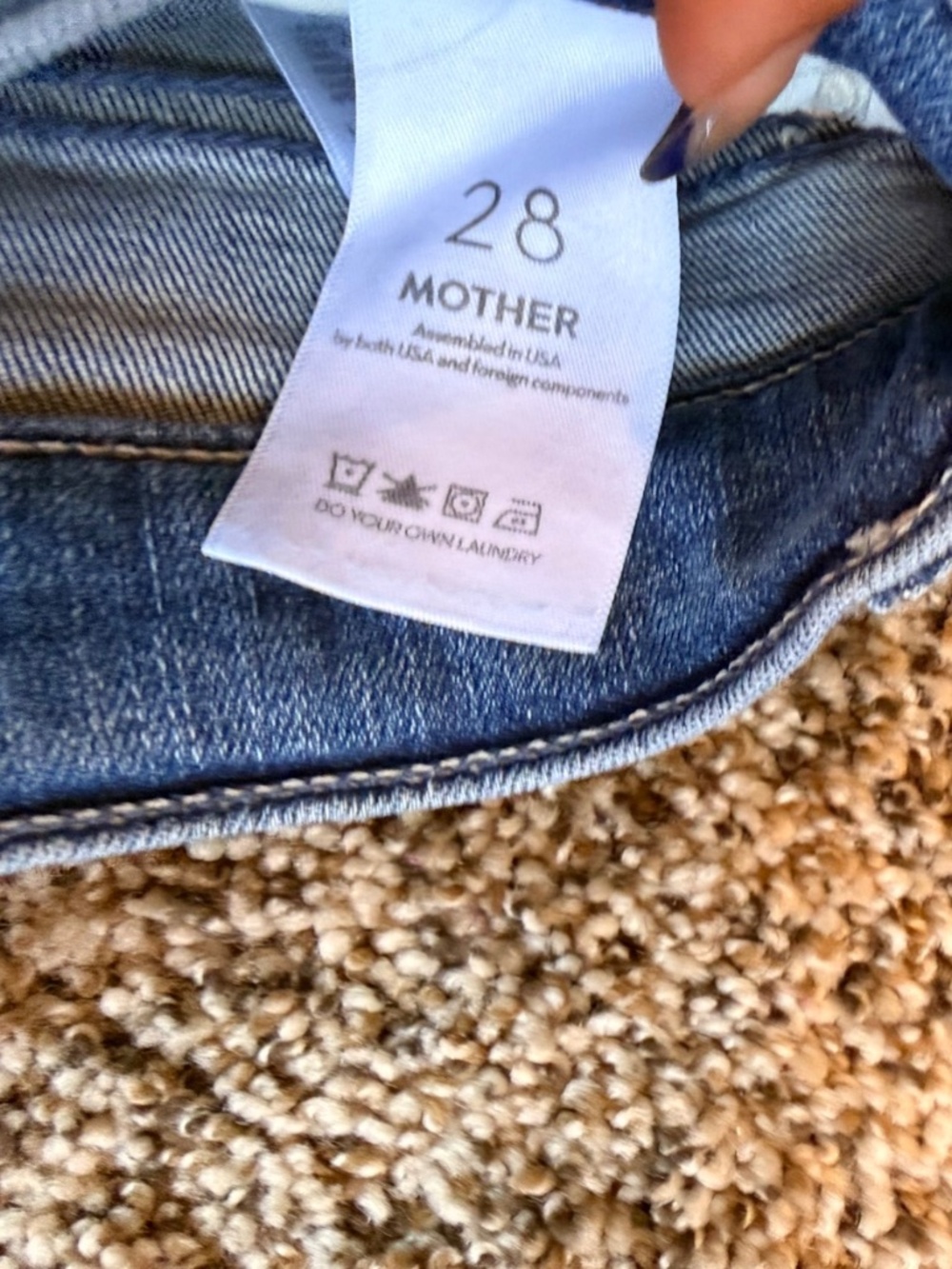MOTHER The Mid-Rise Rambler Zip Ankle Jeans - Picture 4 of 5